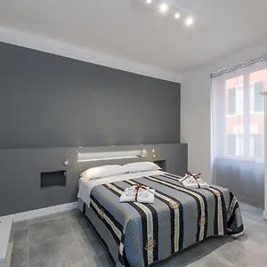 grey-house-la-spezia.hotelitalianriviera.com/